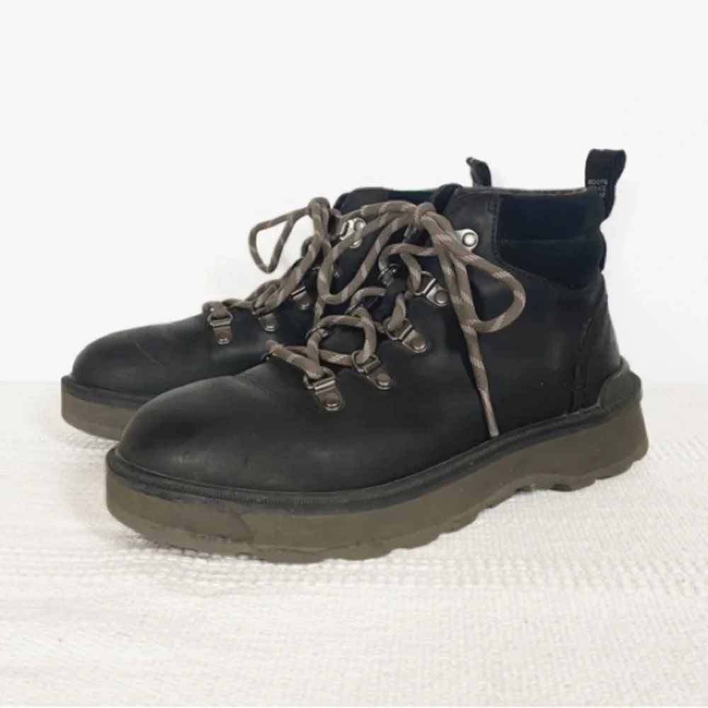 Sorel Womens Hi-line Hikers Boots Womens size 7